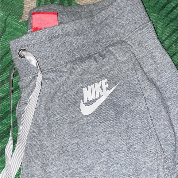 NIKE joggers | size S | Excellent condition - Picture 2 of 4
